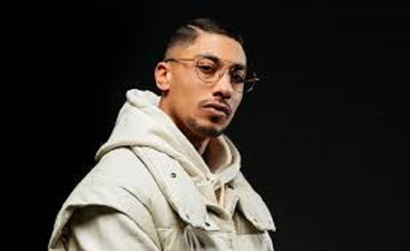 Musique : quand Maes encense Booba