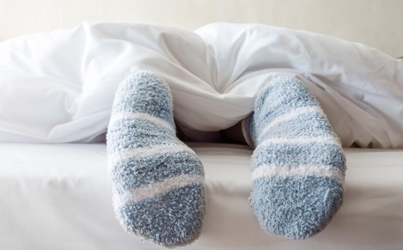 Ne dormez surtout pas avec vos chaussettes ! Voici pourquoi