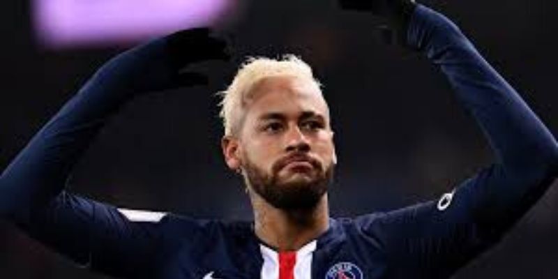 PSG :  les exigences  de Neymar  pour  prolonger
