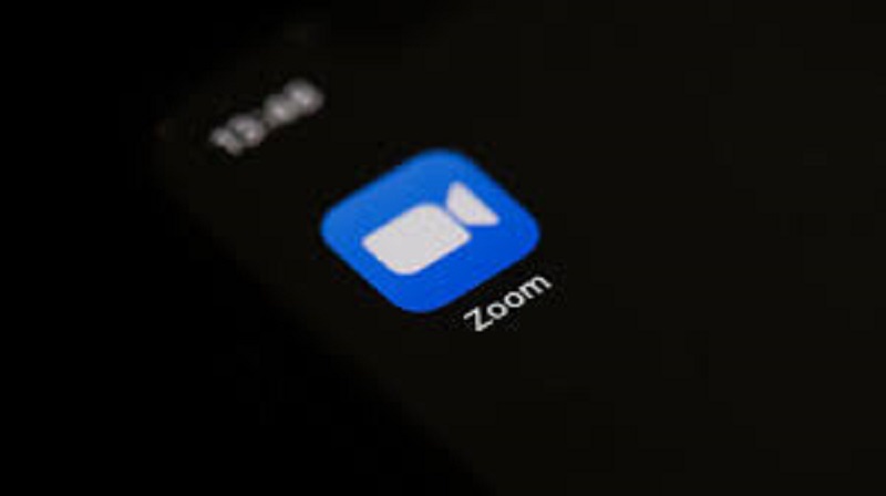 New Yorker : un de ses chroniqueurs filmé sur Zoom le s3xe à l’air ; le magazine réagit