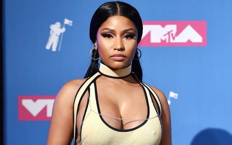 Nicki Minaj : « Il est devenu impuissant… », la rappeuse dit Non au vaccin contre la Covid-19 et provoque un tollé