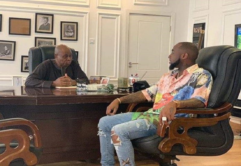 Nigeria : Davido rejoint l’entreprise de son père