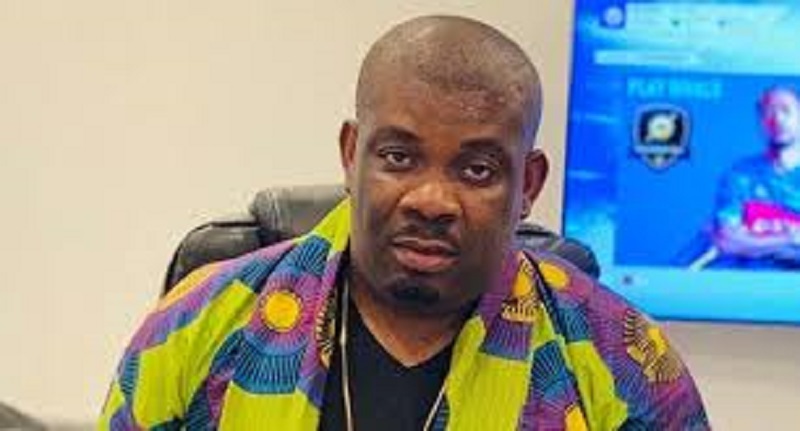 Nigeria / Don Jazzy : le chanteur joue sa chanson préférée sur l’album de Davido (vidéo)