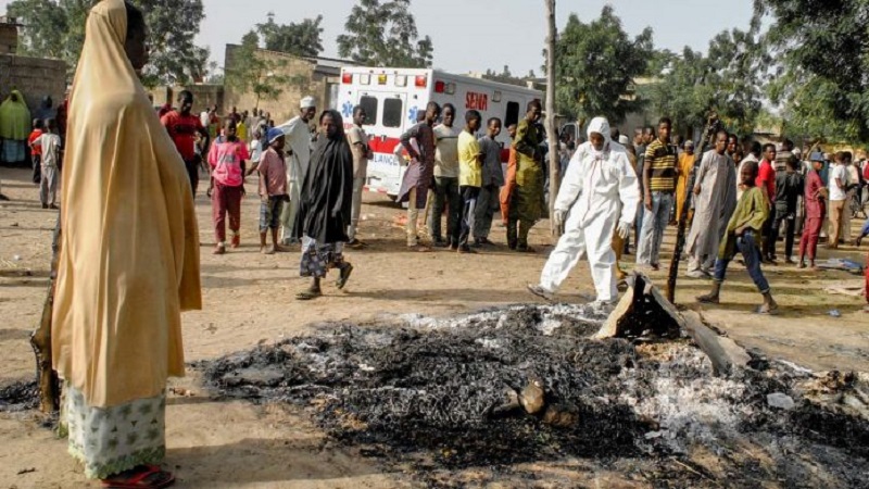 Nigeria : Une jeune femme  kamikaze de 12 ans attaque un séminaire islamique et tue 3 personnes