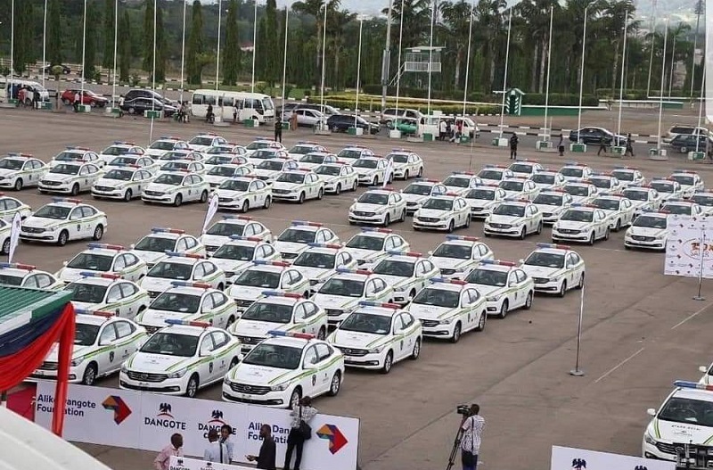 Nigeria : le milliardaire Aliko Dangote offre 150 véhicules de patrouille à la police