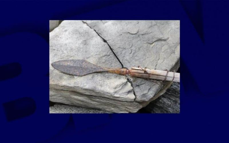 Norvège : la fonte des glaces dévoile des flèches utilisées pour chasser le renne il y a 6000 ans (Photo)