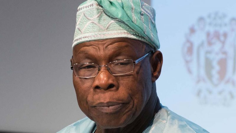Nigeria : un incendie ravage la maison de l’ex président Olusegun  Obasanjo (vidéo)