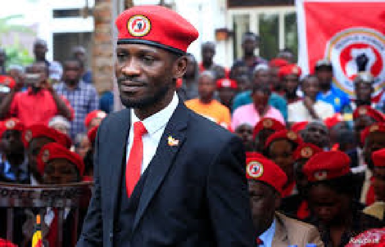 Ouganda / Présidentielle : la candidature de Bobi Wine enregistrée ce mardi