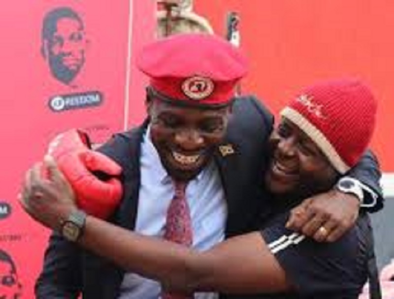 Ouganda : le fils de Bobi Wine, un champion de boxe en devenir