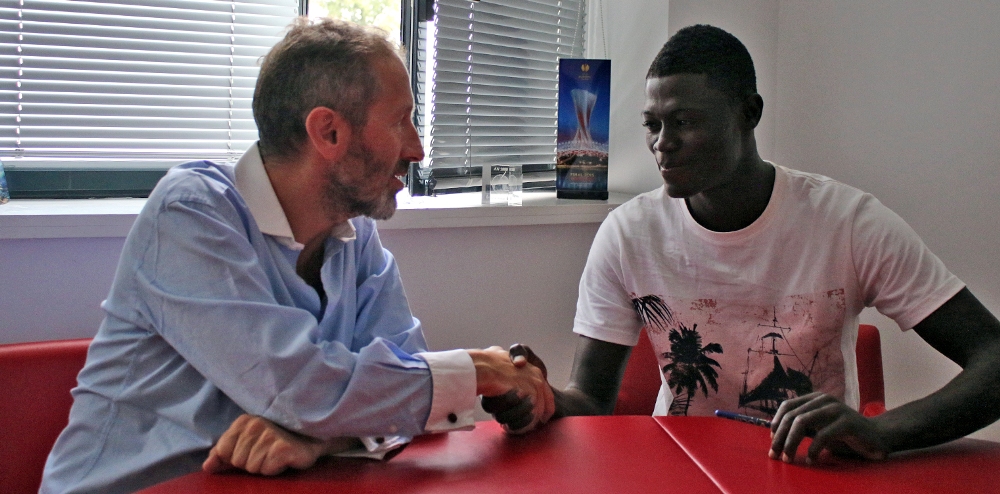 Le jeune défenseur togolais Hakim Ouro-Sama s’engage avec Lille