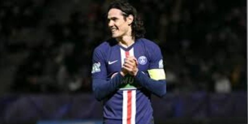Fin de contrat au PSG : Cavani publie ses beaux moments avec le club