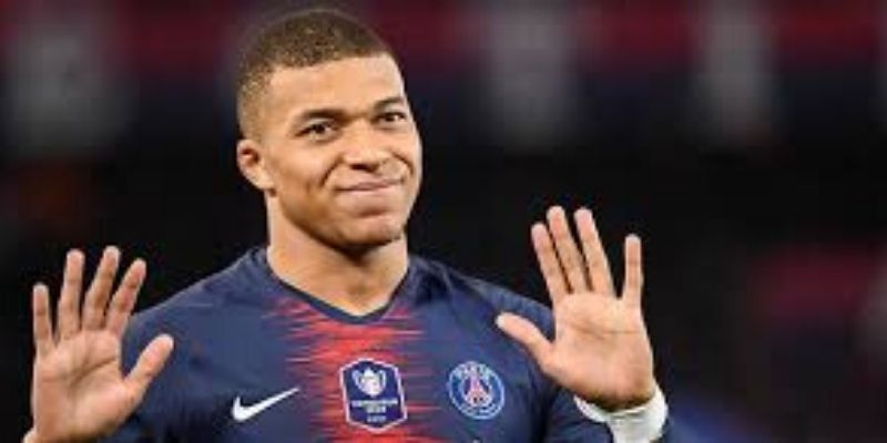 Mercato : le Real Madrid très patient avec Kylian Mbappe