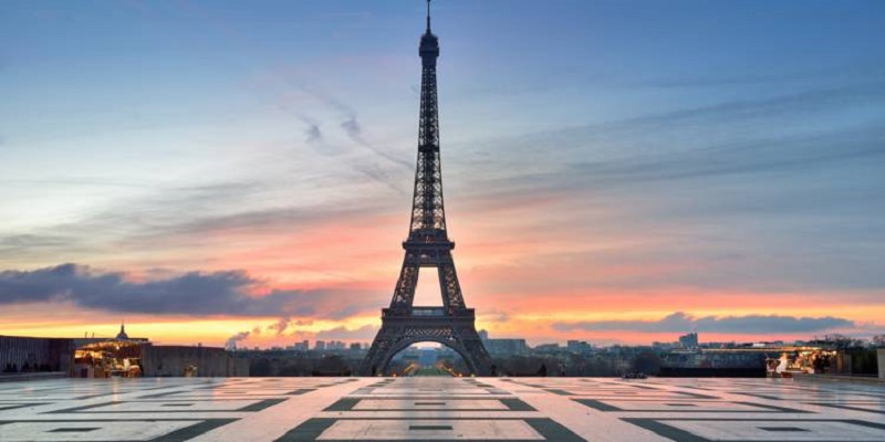 À quoi sert réellement la Tour Eiffel ?