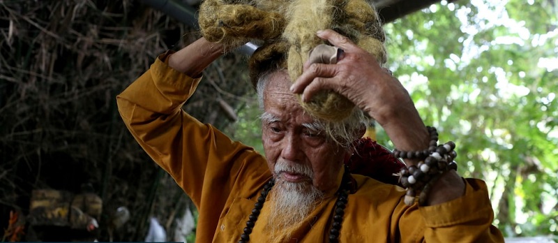 Pas coupée depuis 80 ans, sa dreadlock mesure aujourd’hui 5 mètres de long
