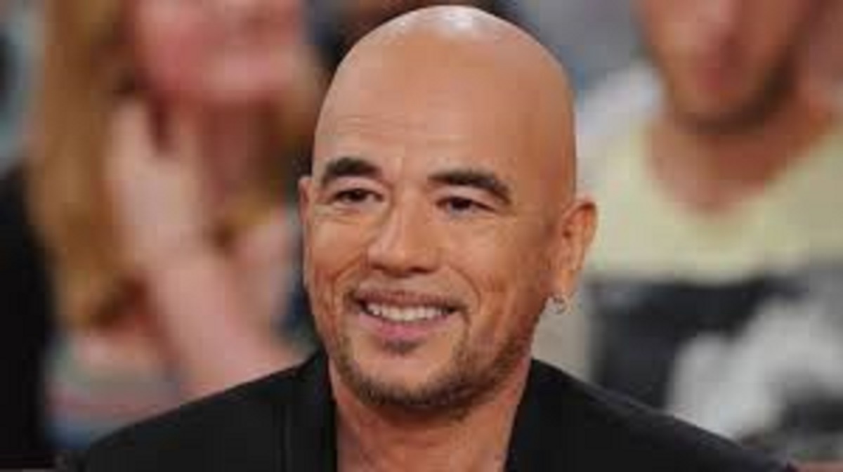 Pascal Obispo : invité à un mariage, il se fait draguer par la mariée