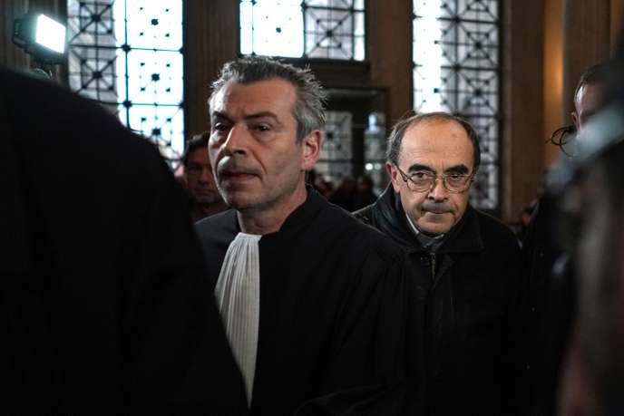 Pédophilie dans l’Église : le cardinal Barbarin à nouveau devant les juges