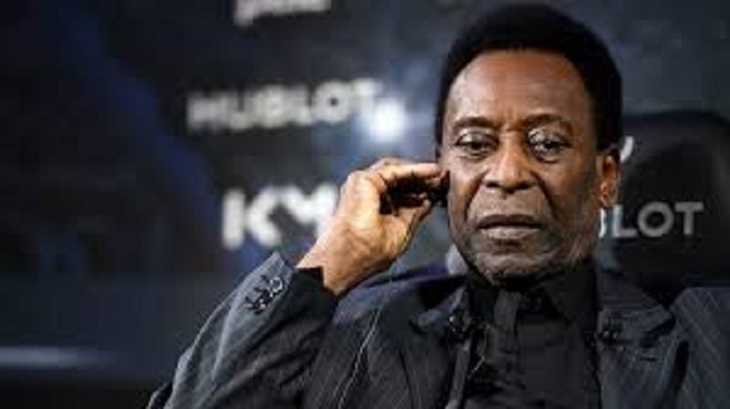Pelé sort une chanson sur le football