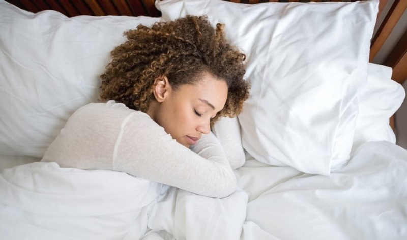 Perdre du poids en dormant est possible, voici comment faire