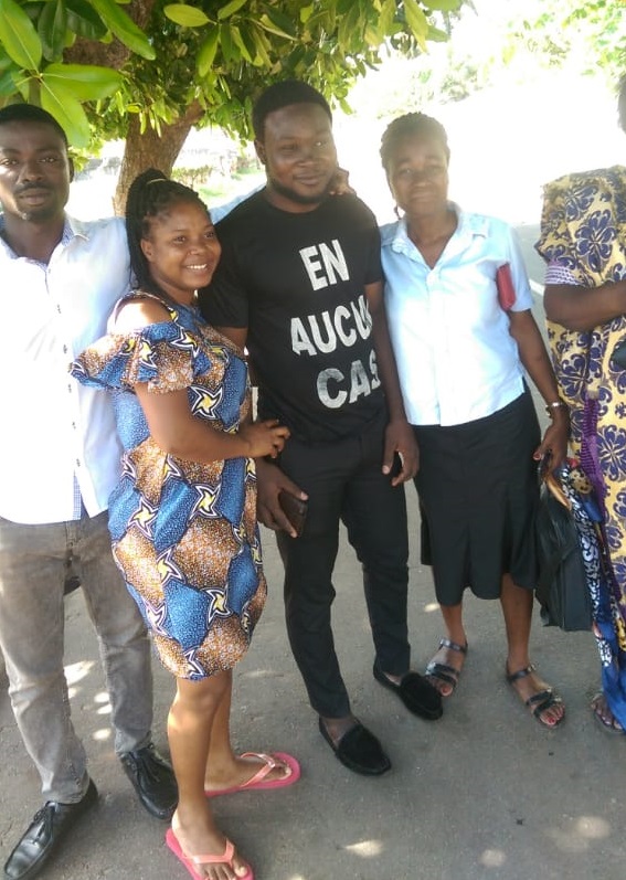 [Photo] Premières images de Foly Satchivi à sa sortie de prison ce mercredi 16 octobre