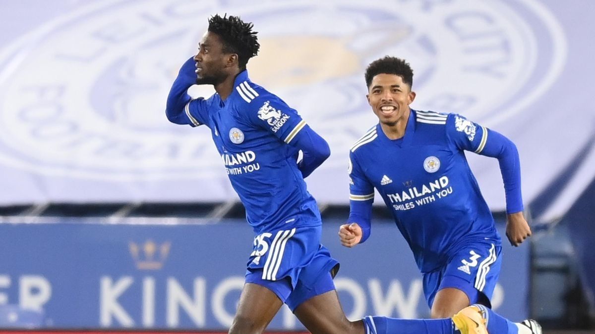 Premier League : Leicester surclasse Chelsea et s’empare de la tête