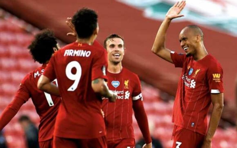 Premier League : Liverpool corrige Crystal Palace et fait un grand pas vers le titre