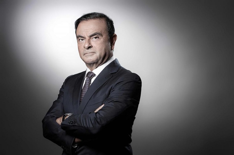 Première apparition officielle de Carlos Ghosn après son évasion (vidéo)