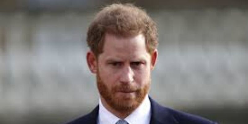 Prince Harry : Il tente de se rabibocher avec les Anglais d’une drôle de manière