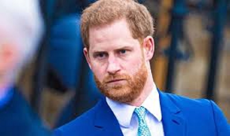 Prince Harry : voici pourquoi il lui est interdit de revoir la reine pendant 1 an