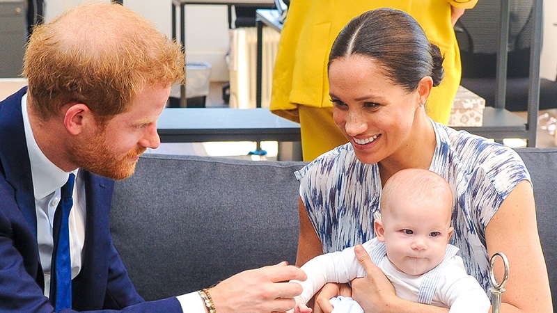Prince Harry et Meghan Markle cacheraient-ils une deuxième grossesse ?