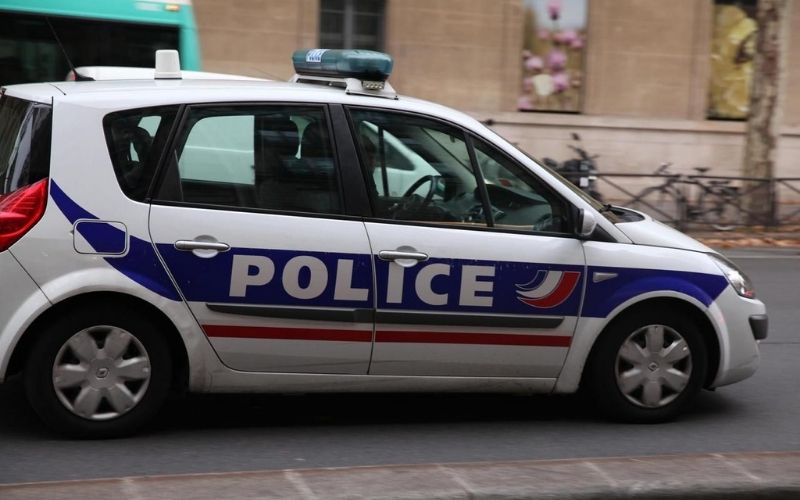 Pris pour un voleur, le locataire ayant oublié ses clés se tue en chutant du 5e étage