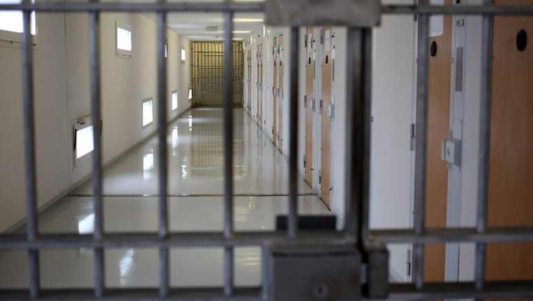 Etats-Unis : un homme séquestrait et prostituait des femmes dans le sous-sol de ses parents