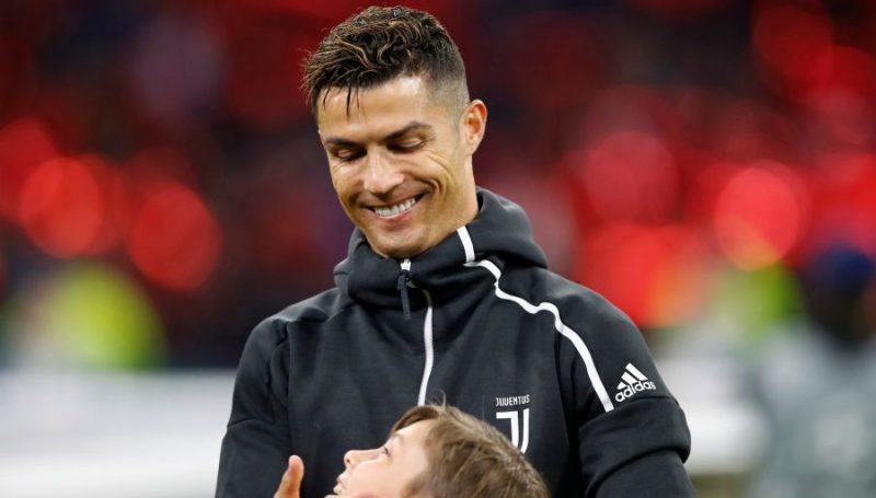 Quand Cristiano Ronaldo se compare avec Lionel Messi !