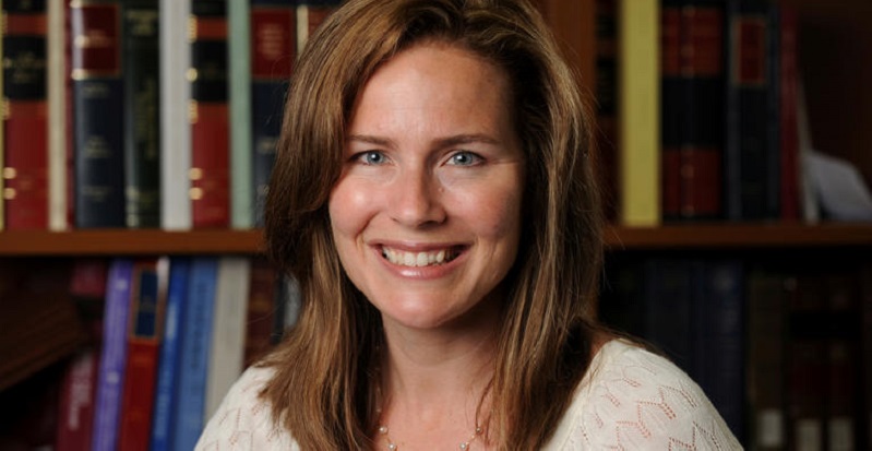 Qui est Amy Coney Barrett, la nouvelle juge nommée par Trump à la Cour suprême ?