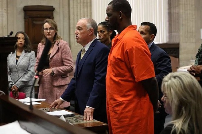 R. Kelly, le roi du R&B encore visé par un autre mandat d’arrêt