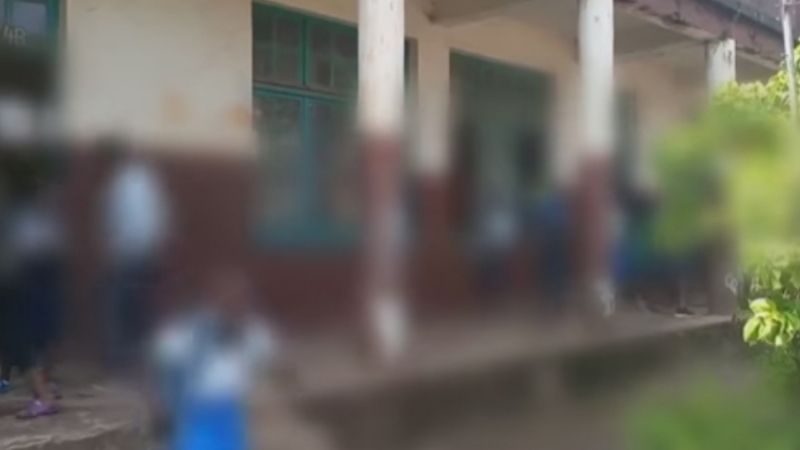 RDC / Covid-19 : la vaccination forcée suscite la panique dans les écoles (vidéo)