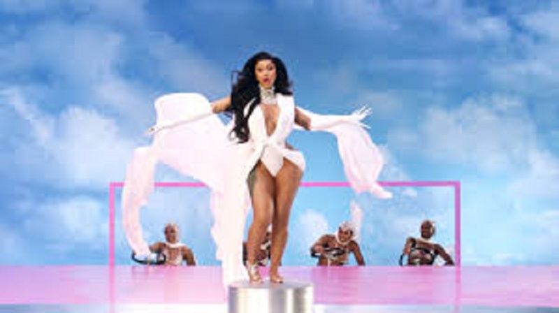 « RIP 2020 » : Cardi B enterre l’année dans son nouveau single sulfureux « Up » (vidéo)