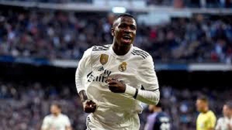 Real Madrid : Vinicius Jr dévoile l’identité de son idole