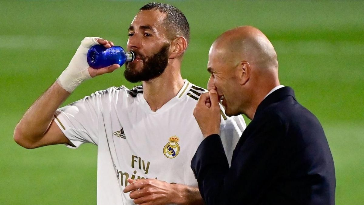 Real Madrid : Zidane en remet une couche sur Karim Benzema