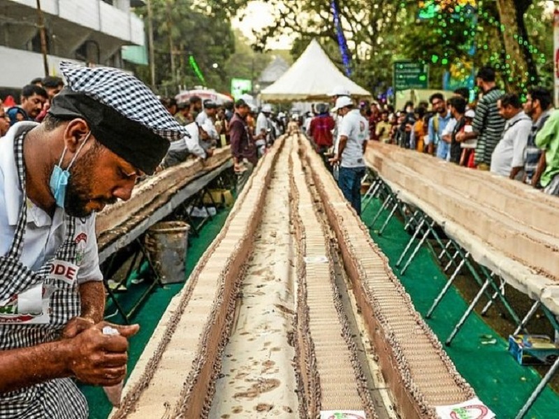 Record Guinness : le plus long gâteau du monde mesure 6,5 km