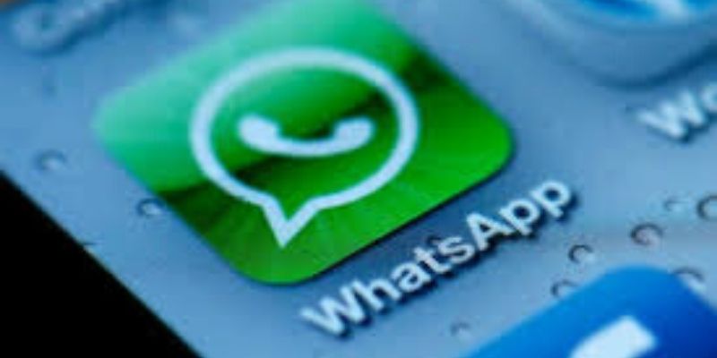 Un spécialiste dénonce les méthodes des escrocs sur WhatsApp