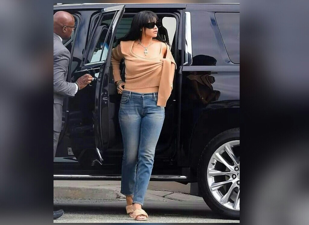 Rihanna enceinte ? la chanteuse brise le silence