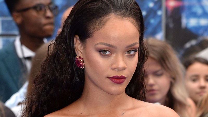 Accusée de blasphème, Rihanna présente ses excuses aux musulmans