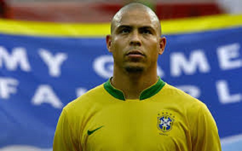 Ronaldo révèle la raison pour laquelle il a été obligé de porter des couches durant plusieurs matchs (vidéo)