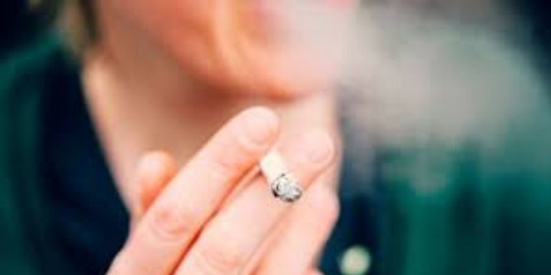 Royaume-Uni : une entreprise accorde aux salariés non-fumeurs 4 jours de congés supplémentaires