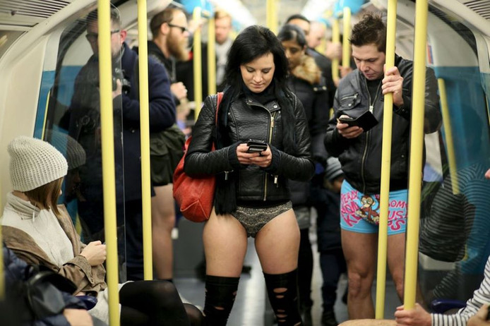 Royaume-Unis : Ce dimanche, les Londoniens prendront le métro en slip