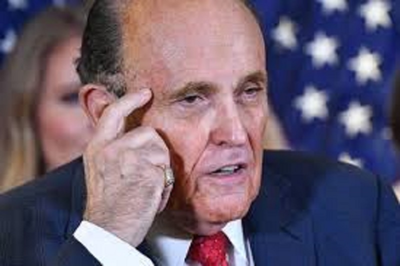 Rudy Giuliani : YouTube suspend la monétisation de ses vidéos