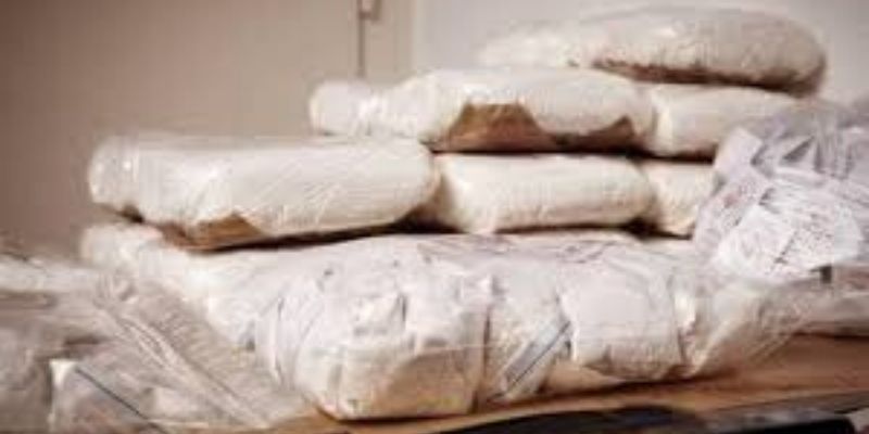 Il achète une voiture aux enchères   et  découvre de la cocaïne d’une valeur de près de 500 millions de FCFA cachée à l’intérieur