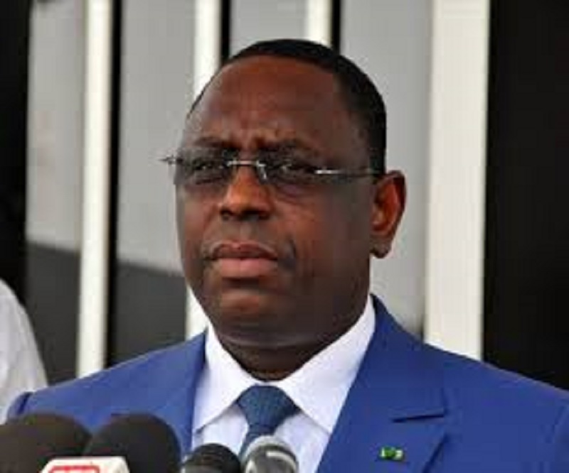 Sénégal / Foot : Macky Sall rend hommage à Pape Bouba Diop