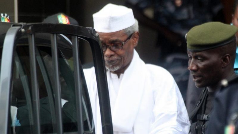 Sénégal : l’ex-président tchadien, Hissène Habré poursuit en diffamation l’auteur d’un livre à son sujet