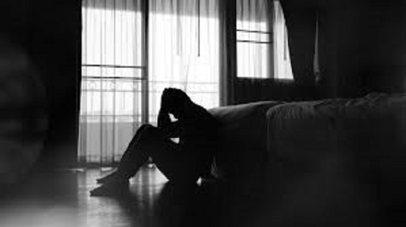 S’estimant trop jeune pour être papa, un adolescent tue froidement son enfant